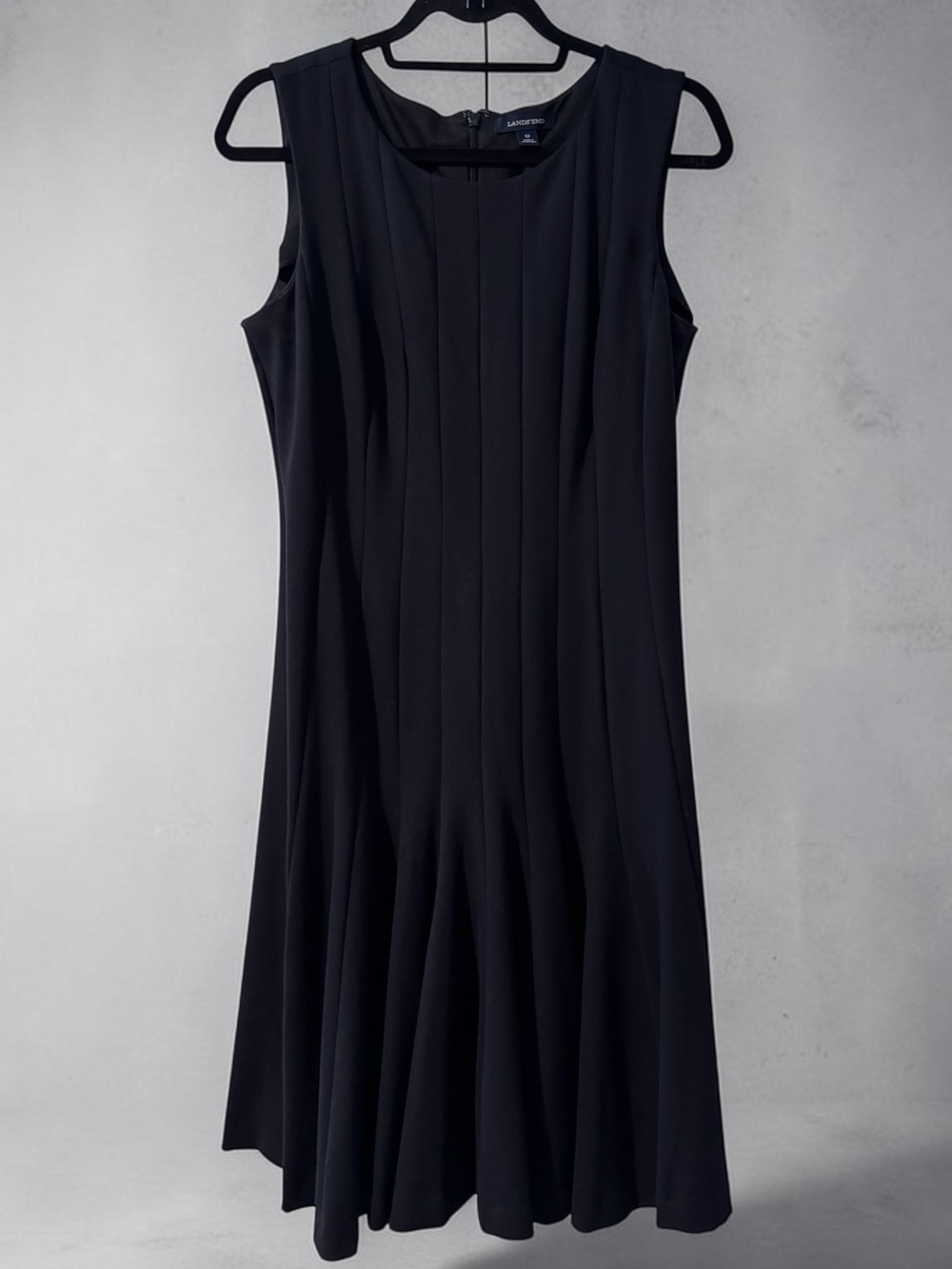 Lands' End Black Fit and Flare Seamed Sleeveless Knee Length Dress Size 12
